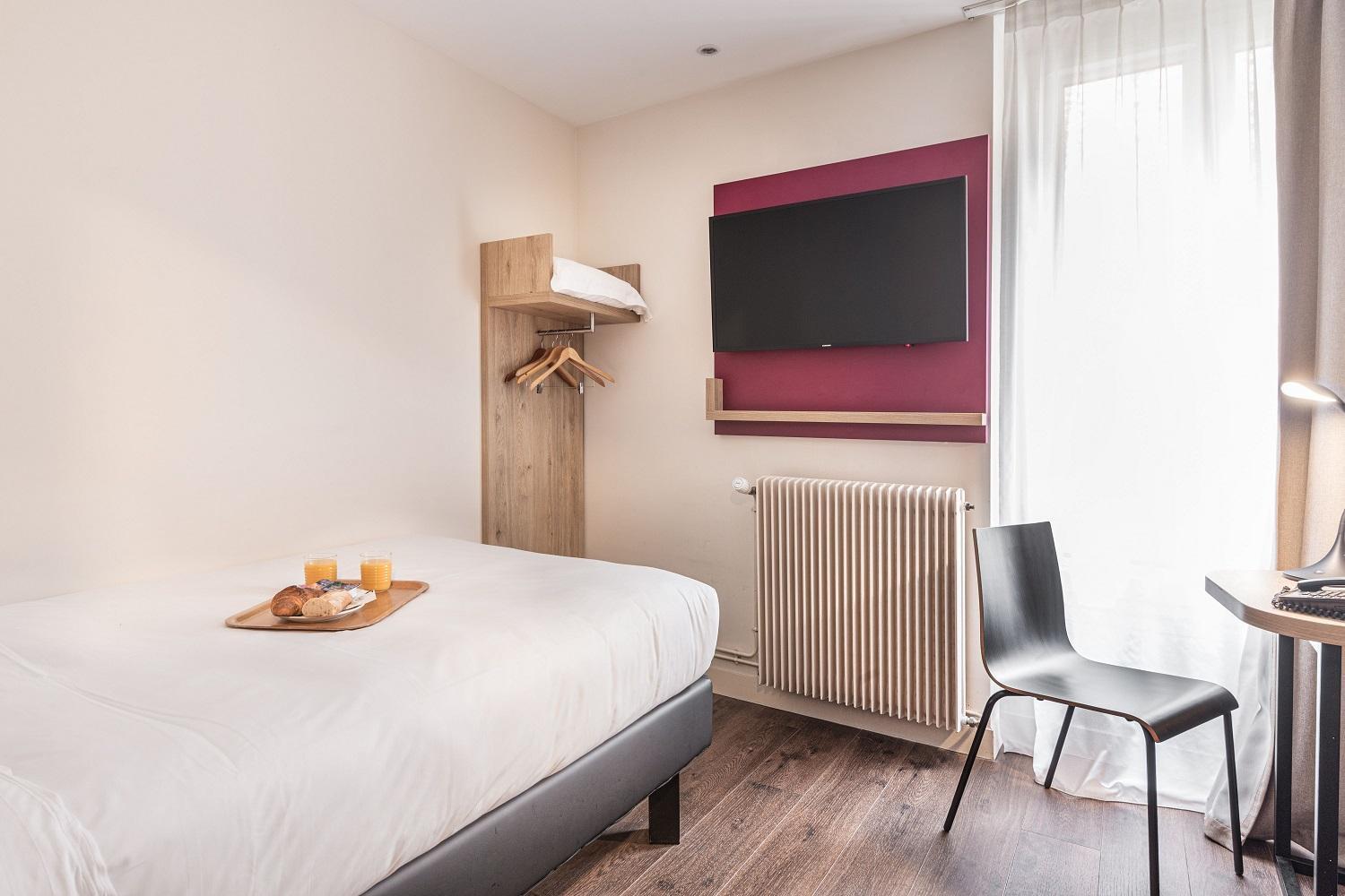Courcelles Mederic Hotel 3*