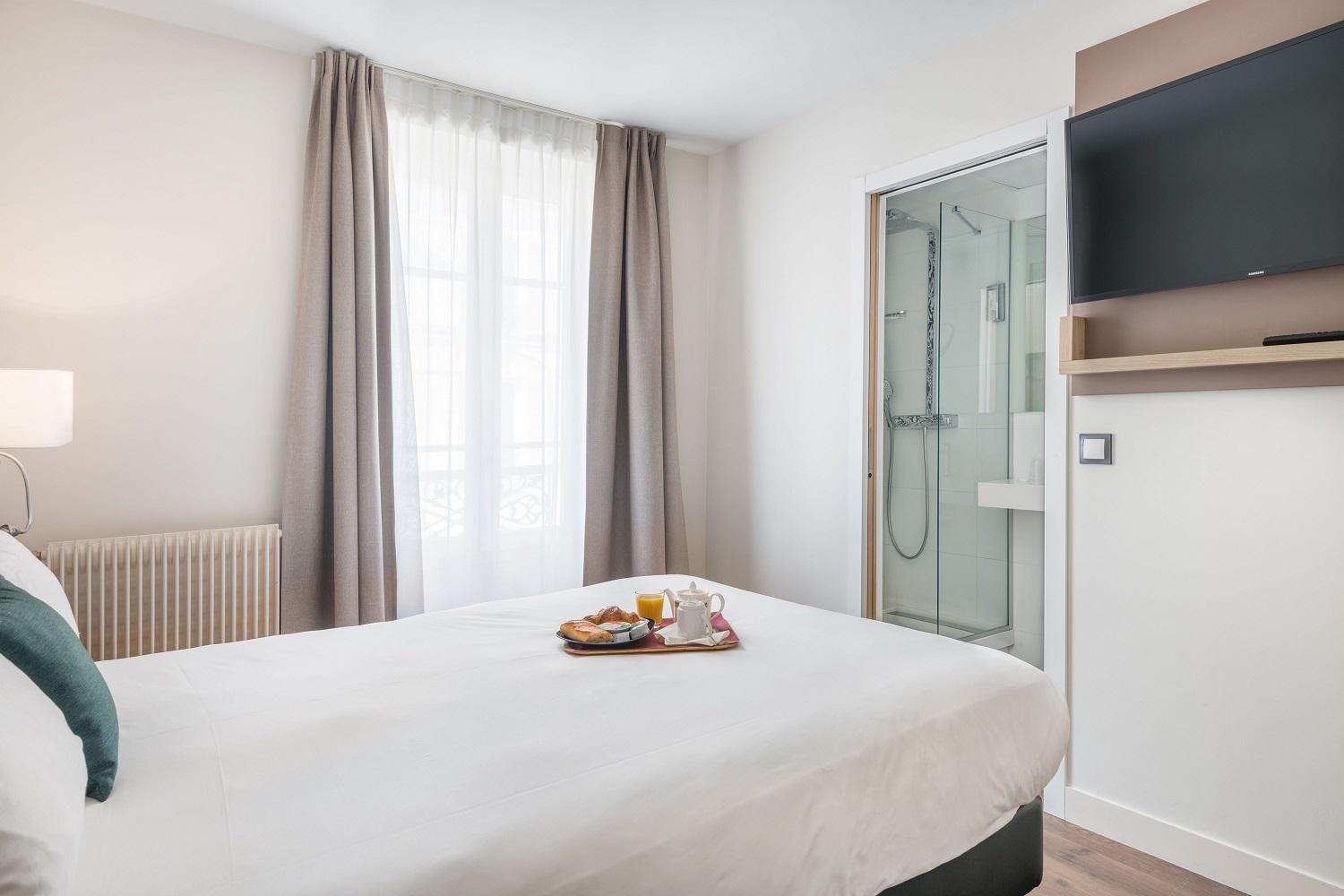 Courcelles Mederic Hotel 3*