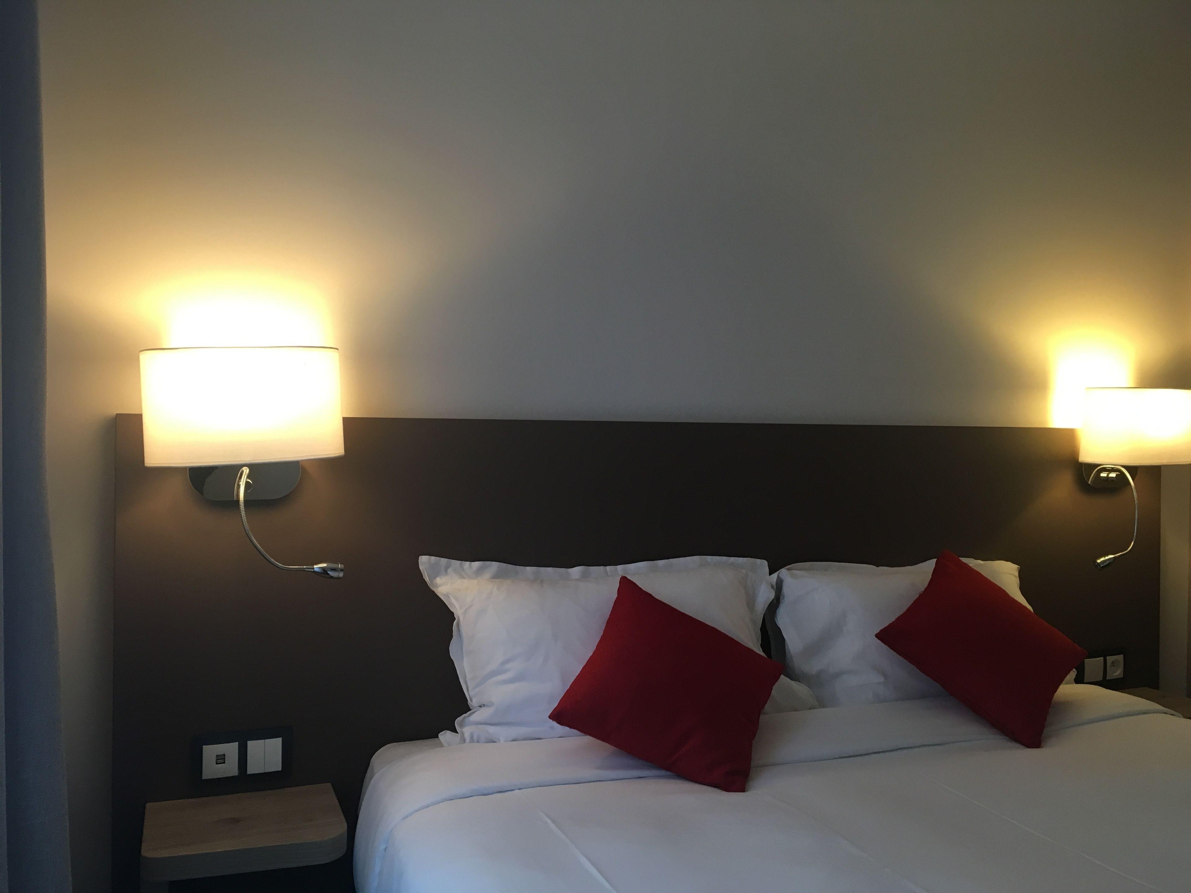 Courcelles Mederic Hotel Paris