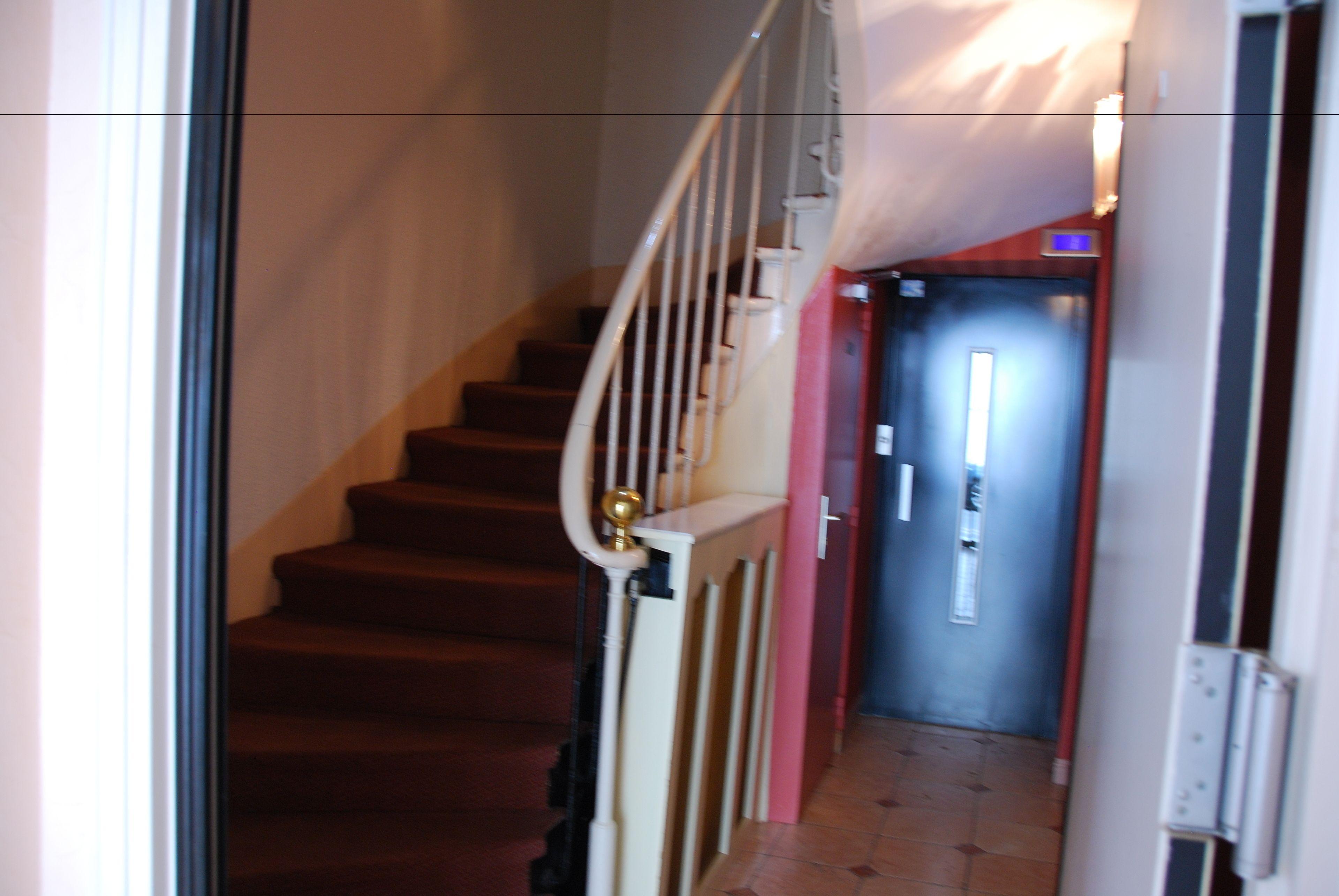 Courcelles Mederic Hotel Paris