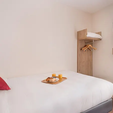 Courcelles Mederic 3* Paris