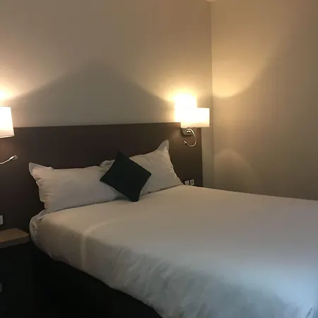 Hotel Courcelles Médéric