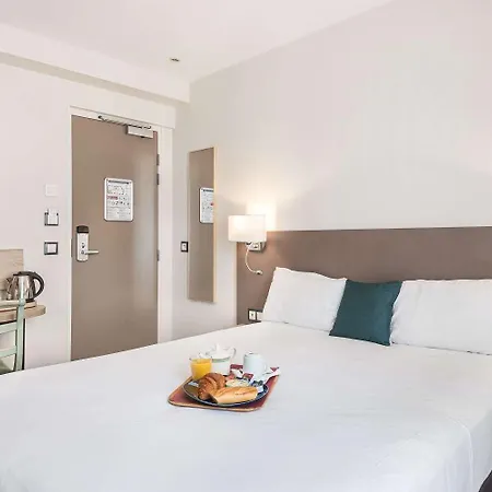 Courcelles Mederic 3* Paris