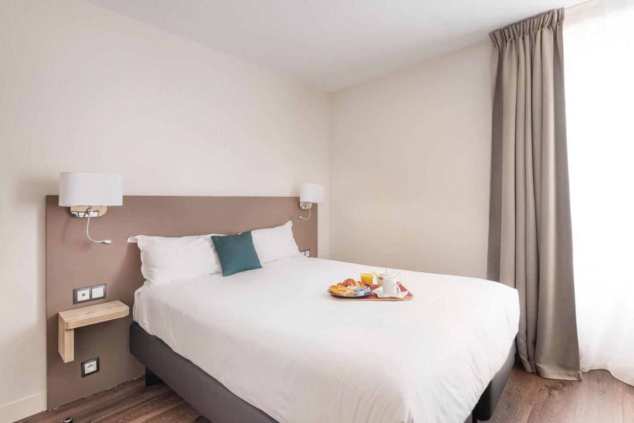 Hotel Courcelles Médéric Parigi