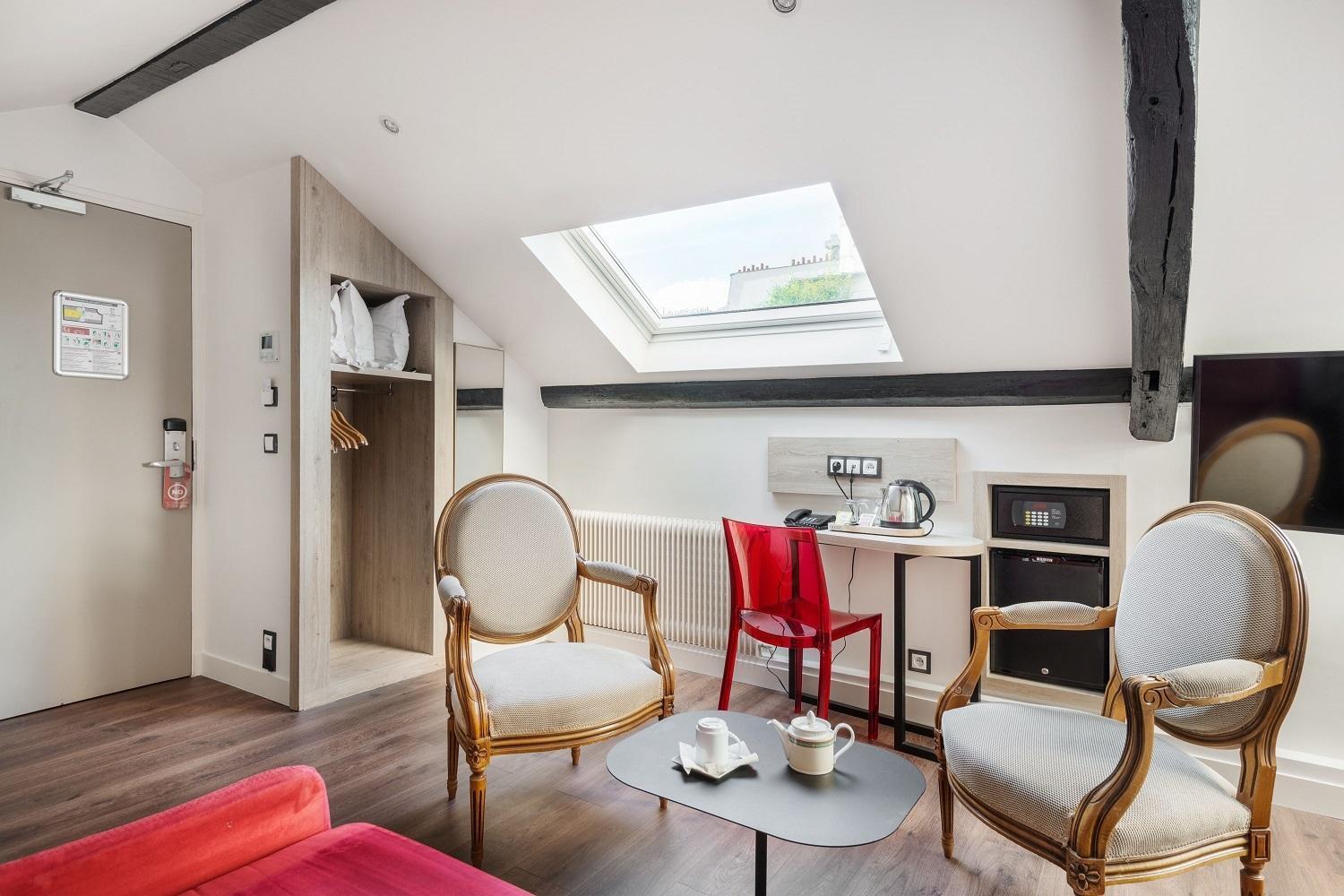 Courcelles Médéric Hotel