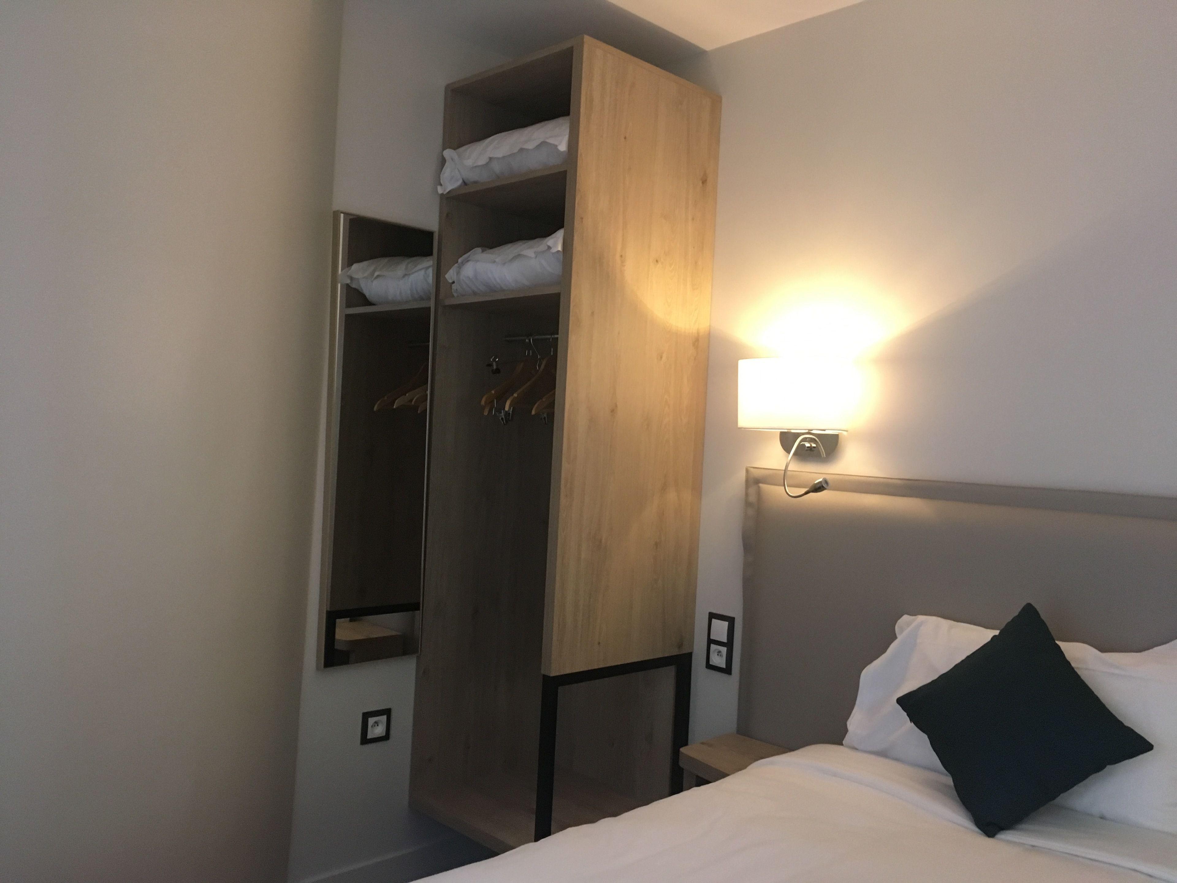 Courcelles Mederic Paris